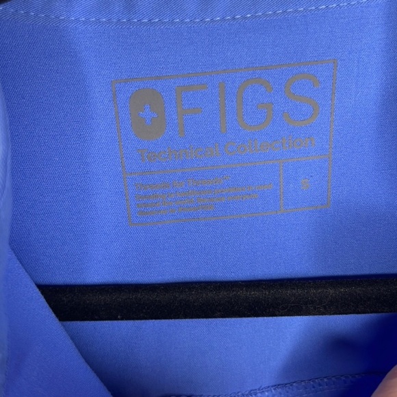 Figs Rafaela Oversized Scrub Top Size Small - Picture 2 of 3